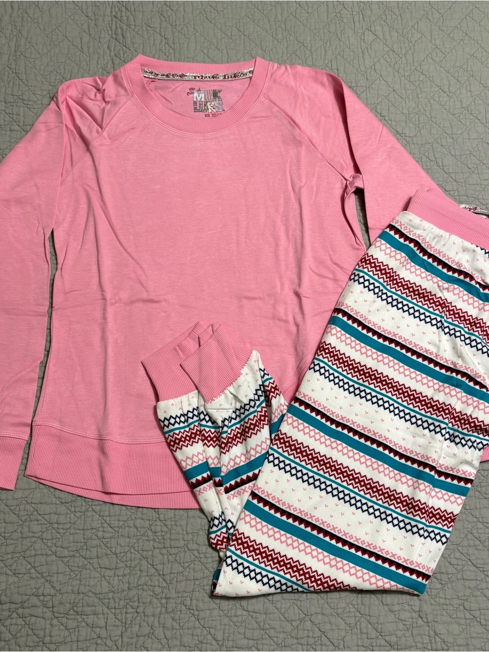 Muk Luks Pajamas Long Sleeve Women’s New Pink & White Geometric Size XS